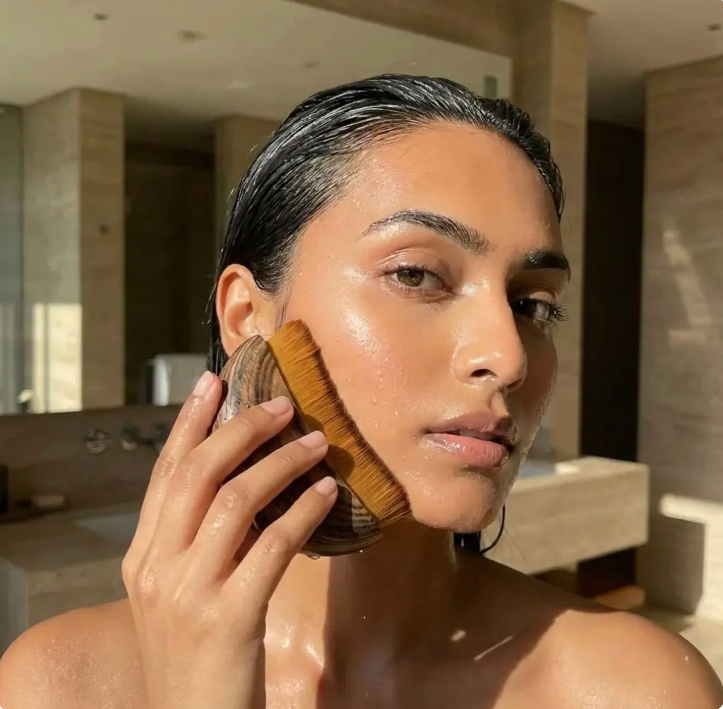 Lymphatic Contour Face Brush